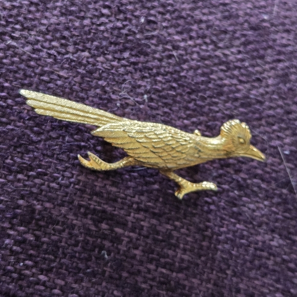 Vintage Road Runner Bird Brooch Pin Gold Tone Foritt Marked Roadrunner - Picture 1 of 4